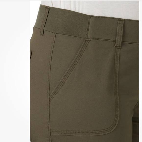 Lee Riders Olive mid rise shorts size 22 - Picture 9 of 13